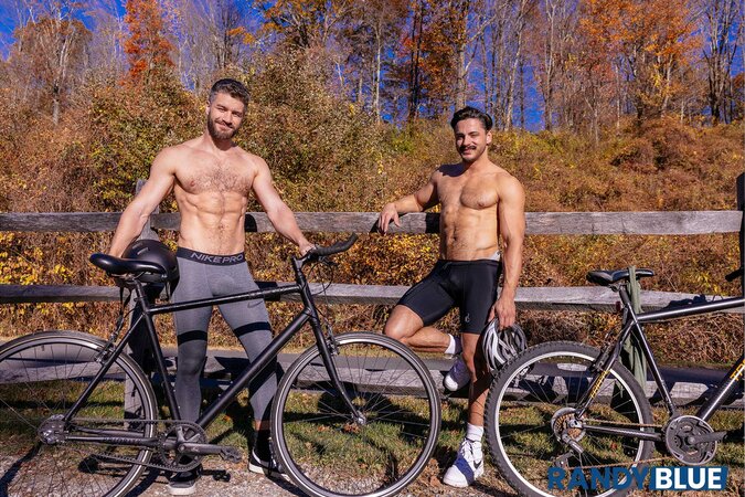 Jack Emhoff rides Ryder Flynn's dick to massive facial
