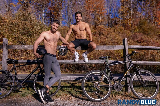 Jack Emhoff rides Ryder Flynn's dick to massive facial