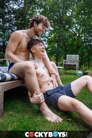 Carter Collins pounds flexible Dillon Faze in the backyard