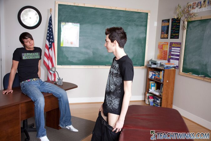 Trey Korbin massages Colby London before fucking his sore back raw