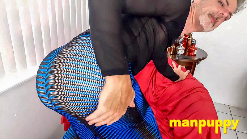 Solo Richard Lennox teases with spanking stories