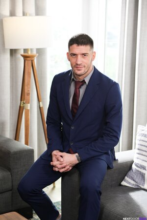 Ty Roderick pounds Zane Kazan’s ass in office