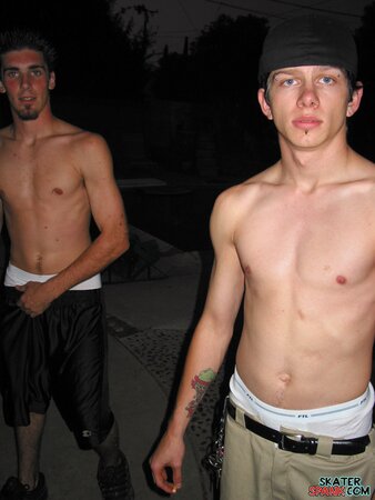 Skater Ian Madrox spanks Evan Heinze’s smooth cheeks