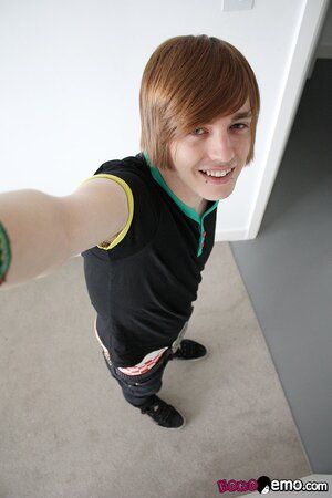 British emo twink John Light shoots a thick, messy load solo