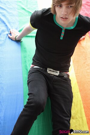 British emo twink John Light shoots a thick, messy load solo