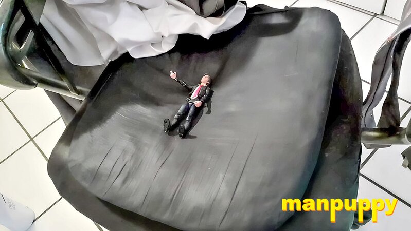 Richard Lennox shrinks you to tiny size and humiliates you with fart play