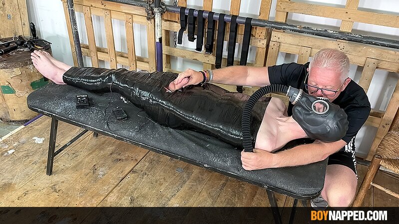 Master Kane’s sadistic electrostimulation and bondage on twink Tyga
