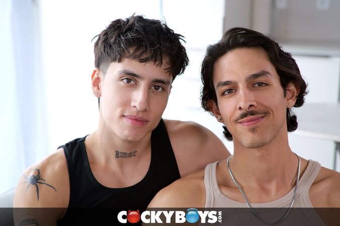 Angel Elias rides Enriquemudu, then gets drilled hard on his back