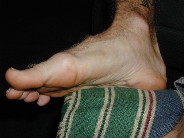 Rich receives golden foot award at My Friend's Feet event