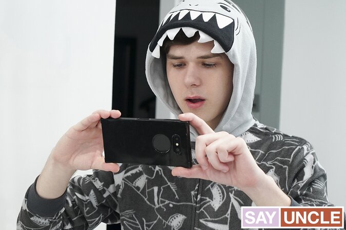 Dakota Lovell blackmails Scott Demarco with party photos top