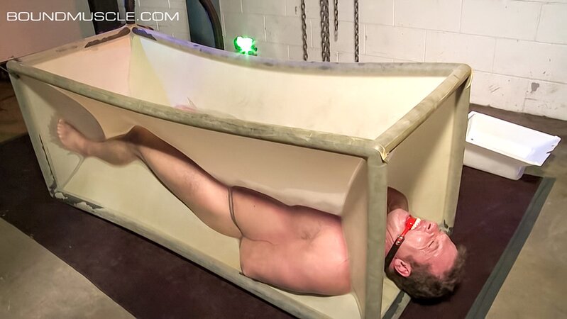 Derek Pain takes electro on balls and ice from Dire Callahan