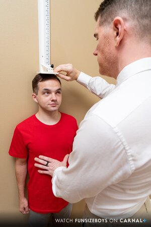 Marcus Rivers moans on exam table as Dr Legrand Wolf pounds his small hole raw