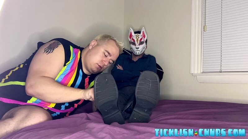 Foxy Sox teases Matt’s feet then slams his hole