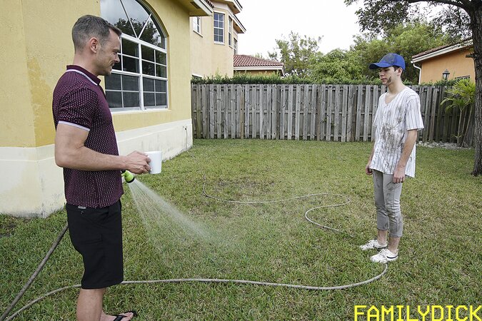 Dakota Lovell rides Trent Summers cock