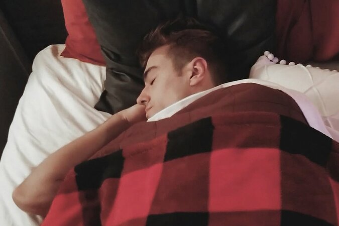 Romeo Davis defies stepdad Sean Peek, takes rough anal and deep throat