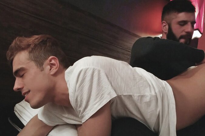 Romeo Davis defies stepdad Sean Peek, takes rough anal and deep throat