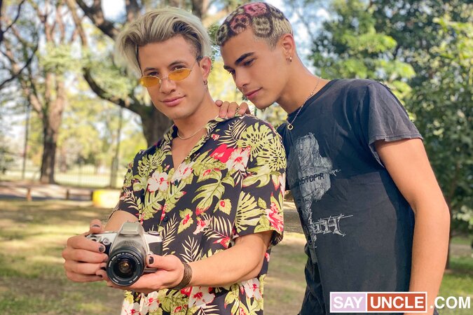 Four Latinos flip fuck raw in erotic apprentice cameraman lesson