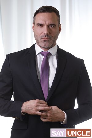 Beautiful Adrian Hill shoots semen as Manuel Skye penetrates deep