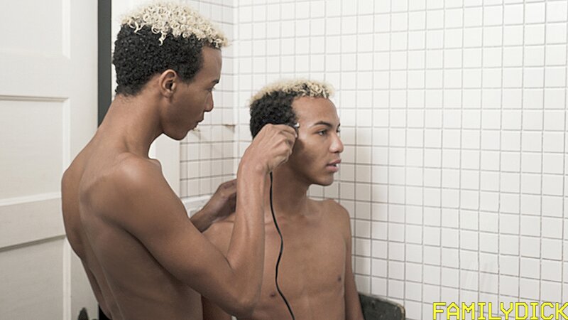 Twin Dante rims Diego's ass before mutual cum hand explosion