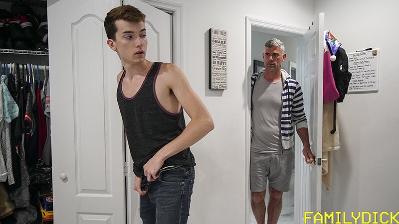 Bill Farnsworth barebacks Landon Matthews and Alex Meyer in wild threeway