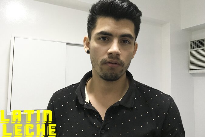 Xstian sits on dick grunting to hot leche explosion