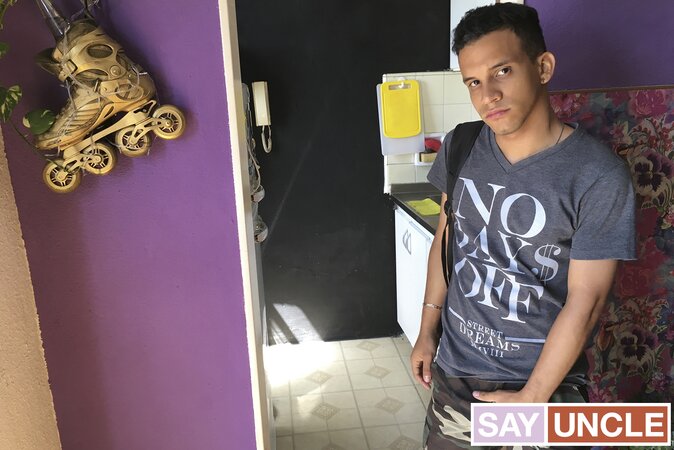 Clueless Hector jerks filmer's throbbing dick before tender hole plow