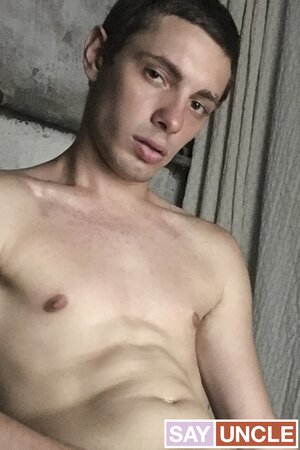 Street-offered Uber follows stranger to secret spot for unrejectable cash fuck