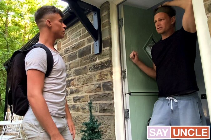 James Keresford creampies Kendrick Thomas' virgin twink hole