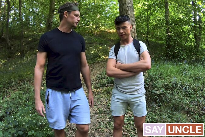 James Keresford creampies Kendrick Thomas' virgin twink hole