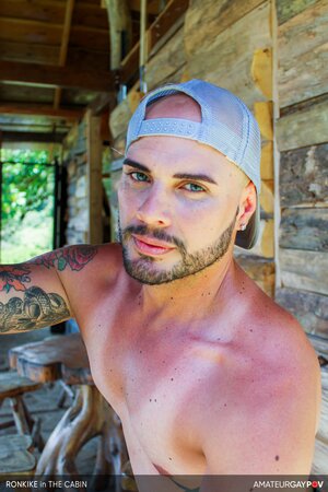 Jogger Pantera Chill gets fucked hard outside the cabin