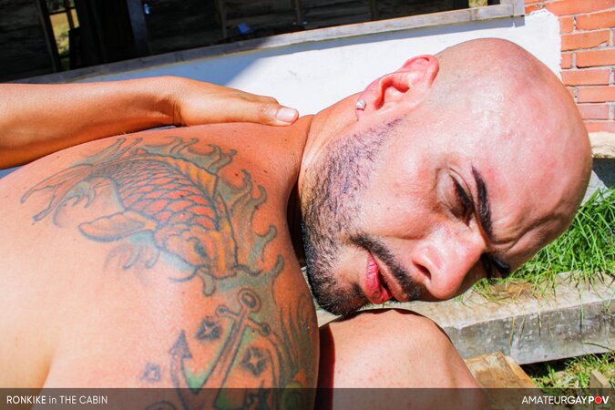 Jogger Pantera Chill gets fucked hard outside the cabin