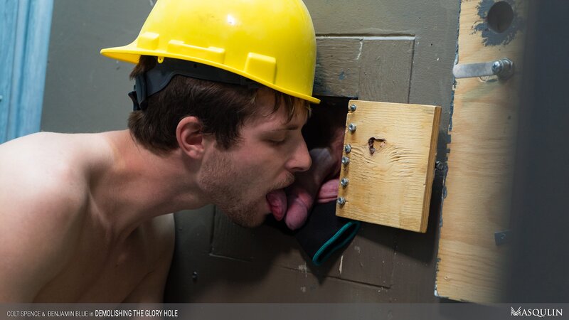 Construction buds Benjamin Blue and Colt Spence fuck the gloryhole
