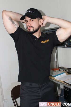 Guard Papi Marcos punishes bad guy Donovin Rece with huge cock