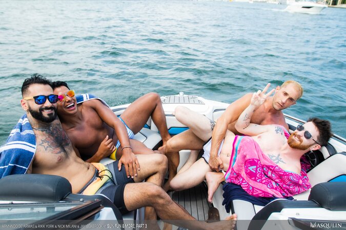 Four hunks raw outdoor orgy shower and breed in finale