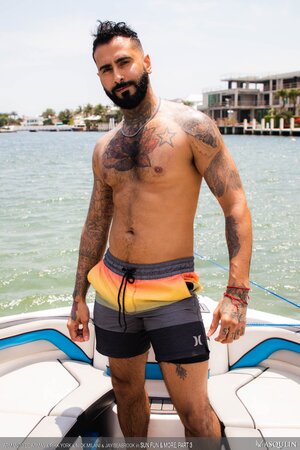 Four hunks raw outdoor orgy shower and breed in finale