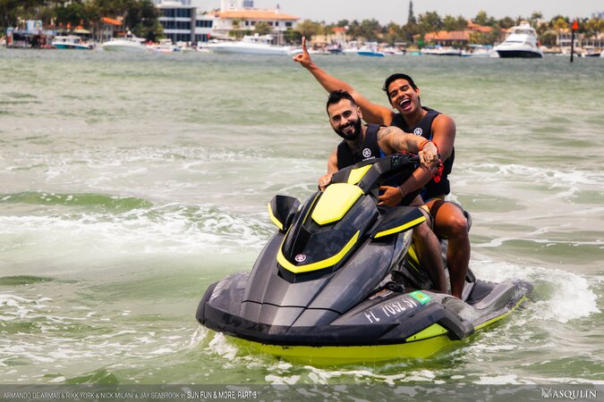 Four hunks raw outdoor orgy shower and breed in finale