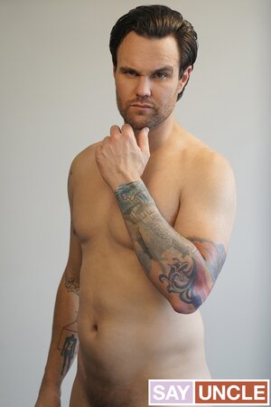 Ryan Jacobs starts family lunch orgy under the table