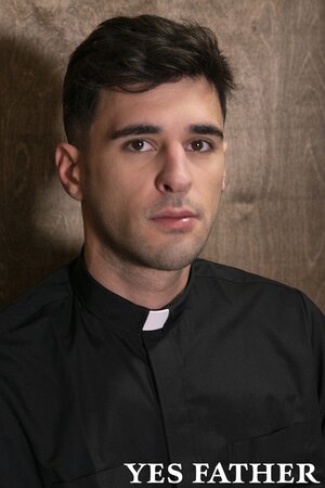 Father Gallo breeds honest Mason Anderson through glory hole