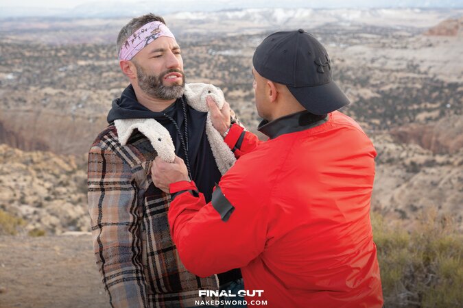 Porn star Sean Zevran blows load on six-pack as Cole Connor adds jizz