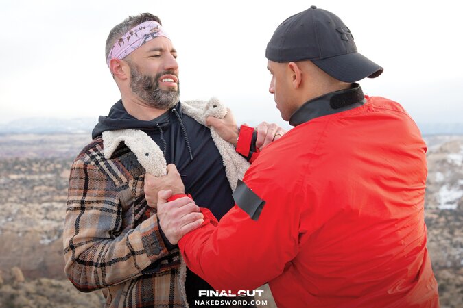 Porn star Sean Zevran blows load on six-pack as Cole Connor adds jizz