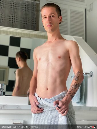 Sash West plays with daddy's big dick raw and deep post-tub