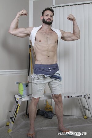 Quin Quire sucks Ty Roderick's balls before bareback ass pounding