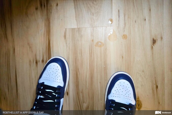 Robthellist earns second hookup with charismatic ass and blowjob