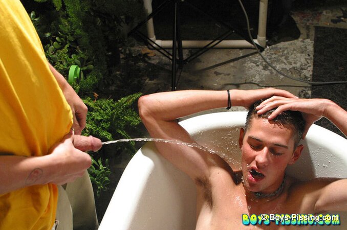 Shane Allen gets pissed on naked in outdoor tub