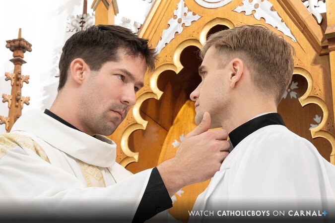 Reverend Eddie Patrick altar-fucks training boy Flynn Fenix