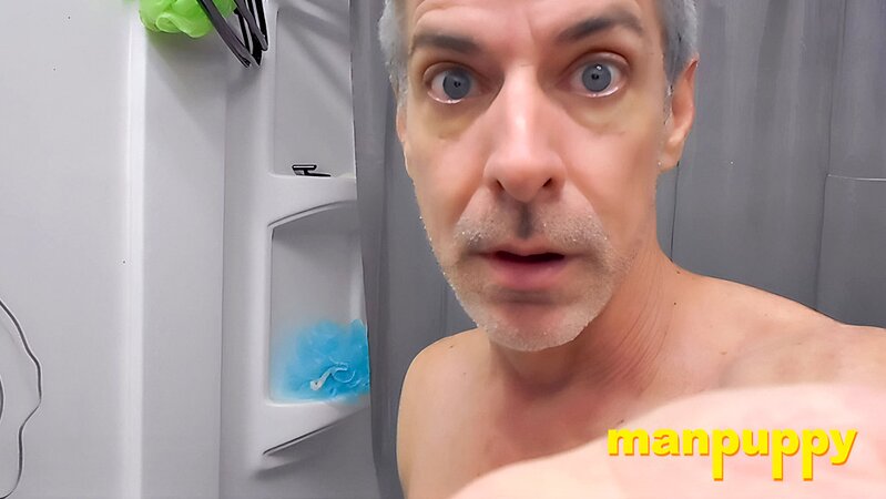 Giant Richard Lennox demands tiny captive to wipe his ass