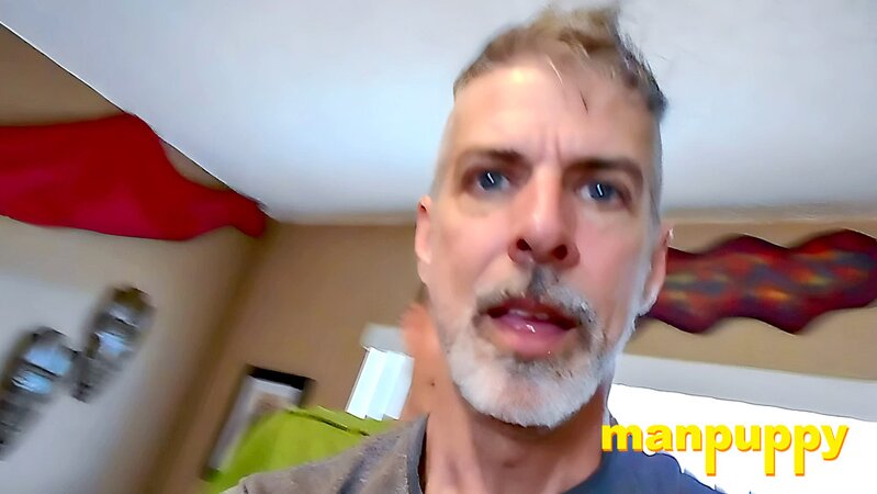 Giants Tommy and Richard fight to eat tiny you