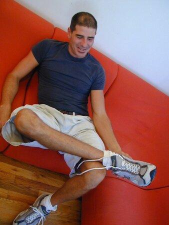 Big southern Frederick shows off size 14 feet and socks