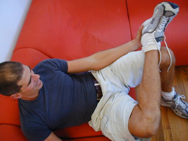 Big southern Frederick shows off size 14 feet and socks