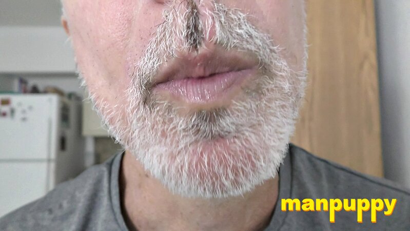 Giant Richard Lennox eats tiny friends for lunch